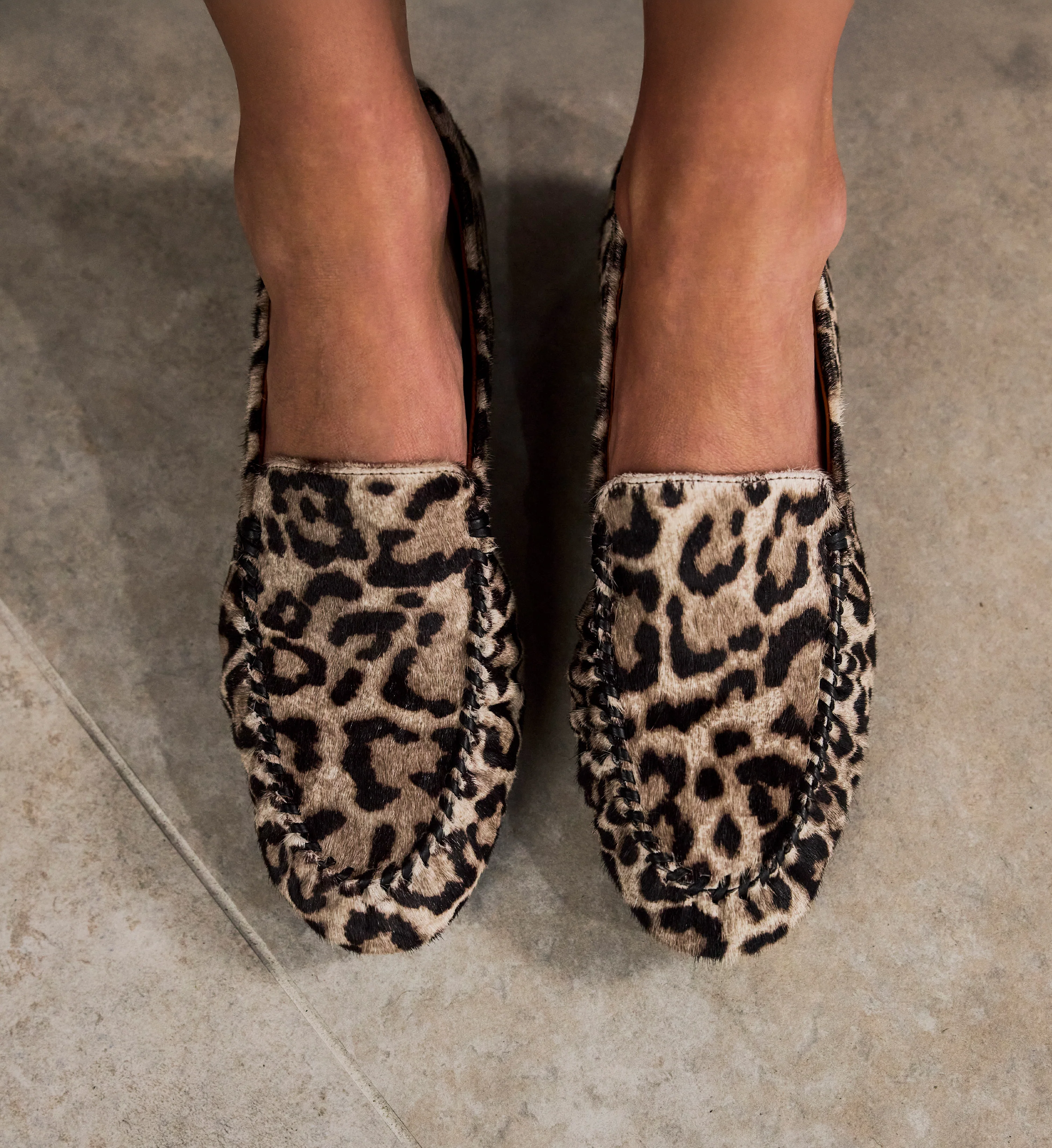 Blossomcrown Grey Leopard Print Calf Hair Loafers