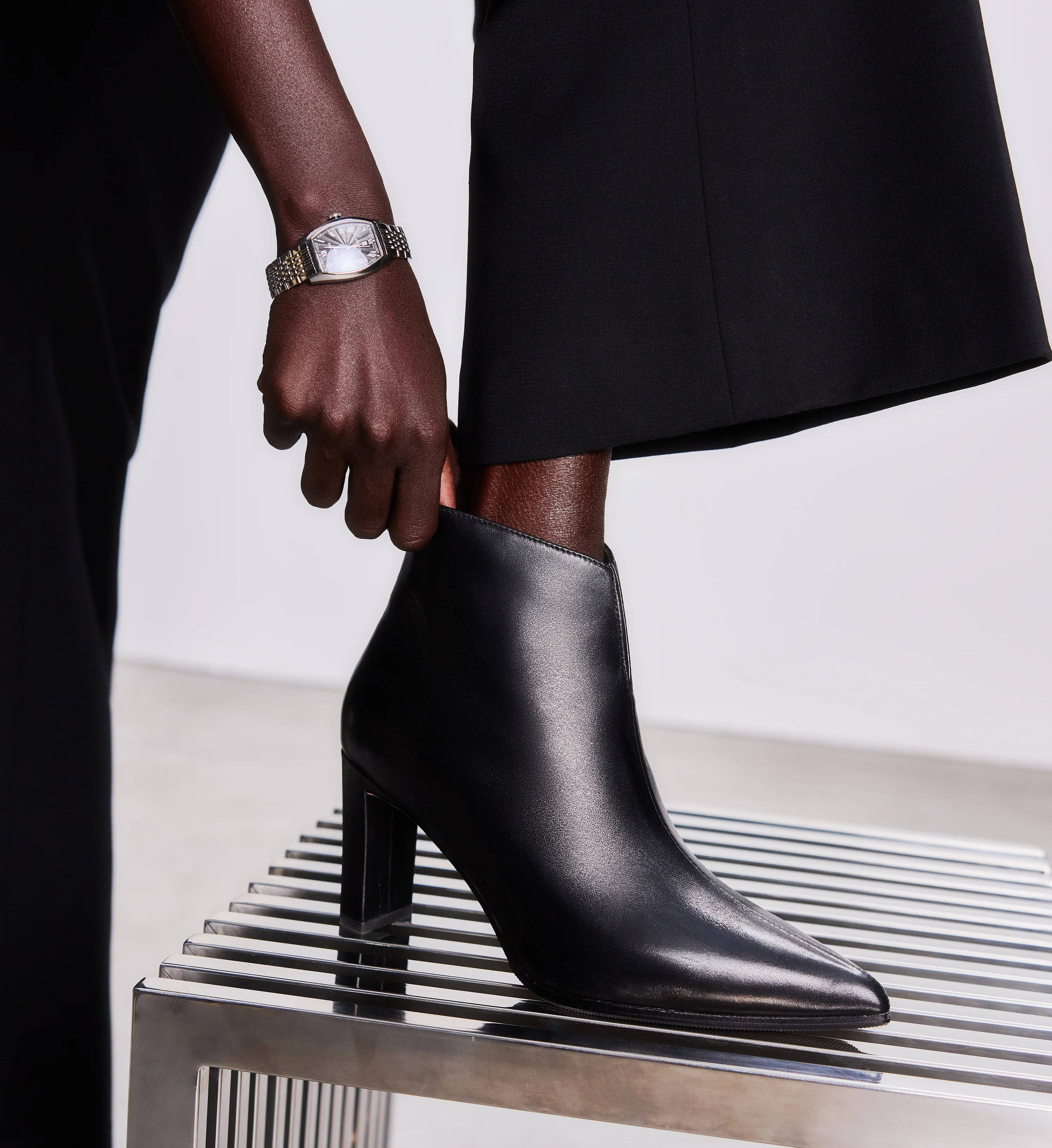 Triller Black Leather Ankle Boots