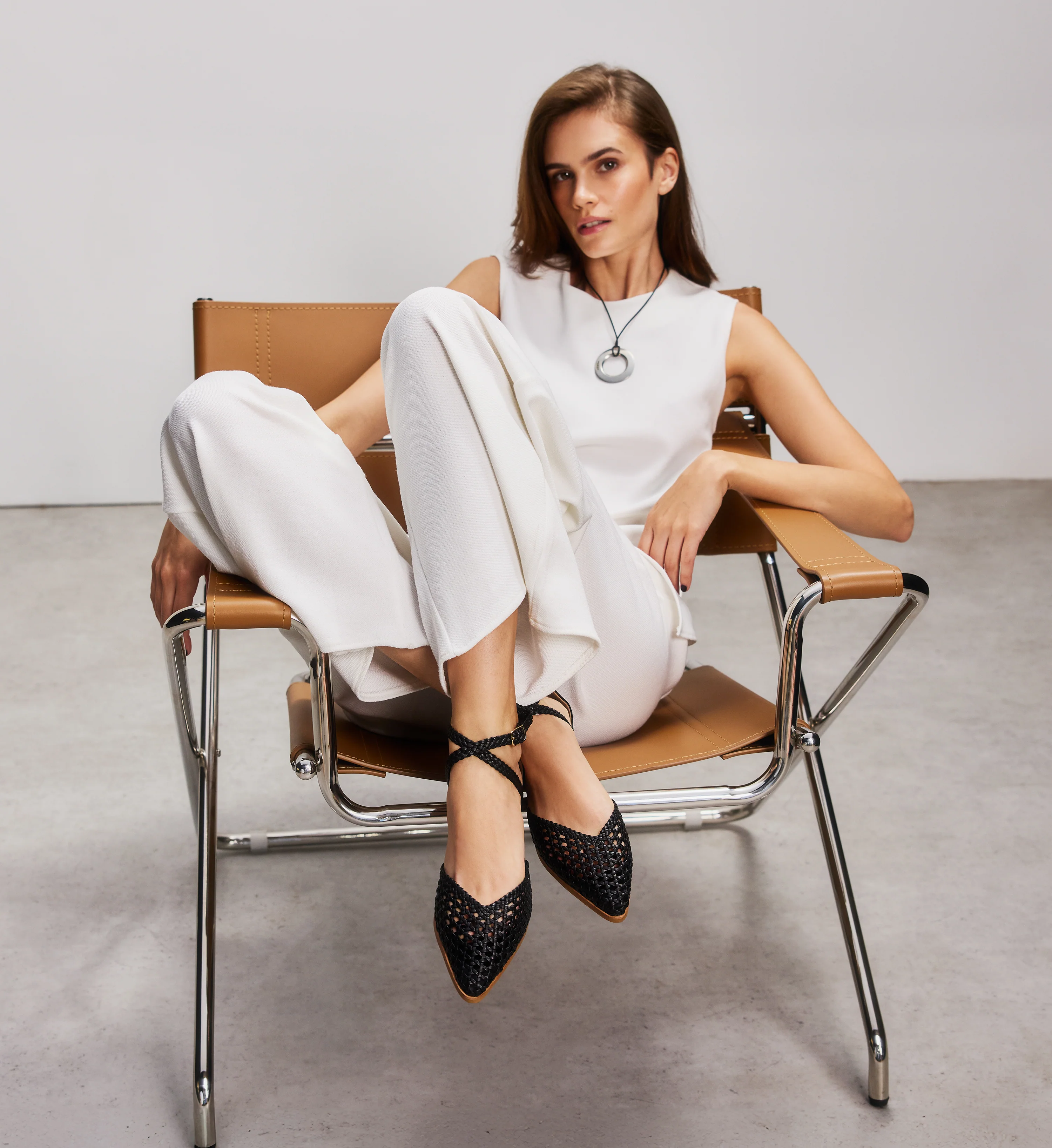 Finchbill Black Leather Sandals