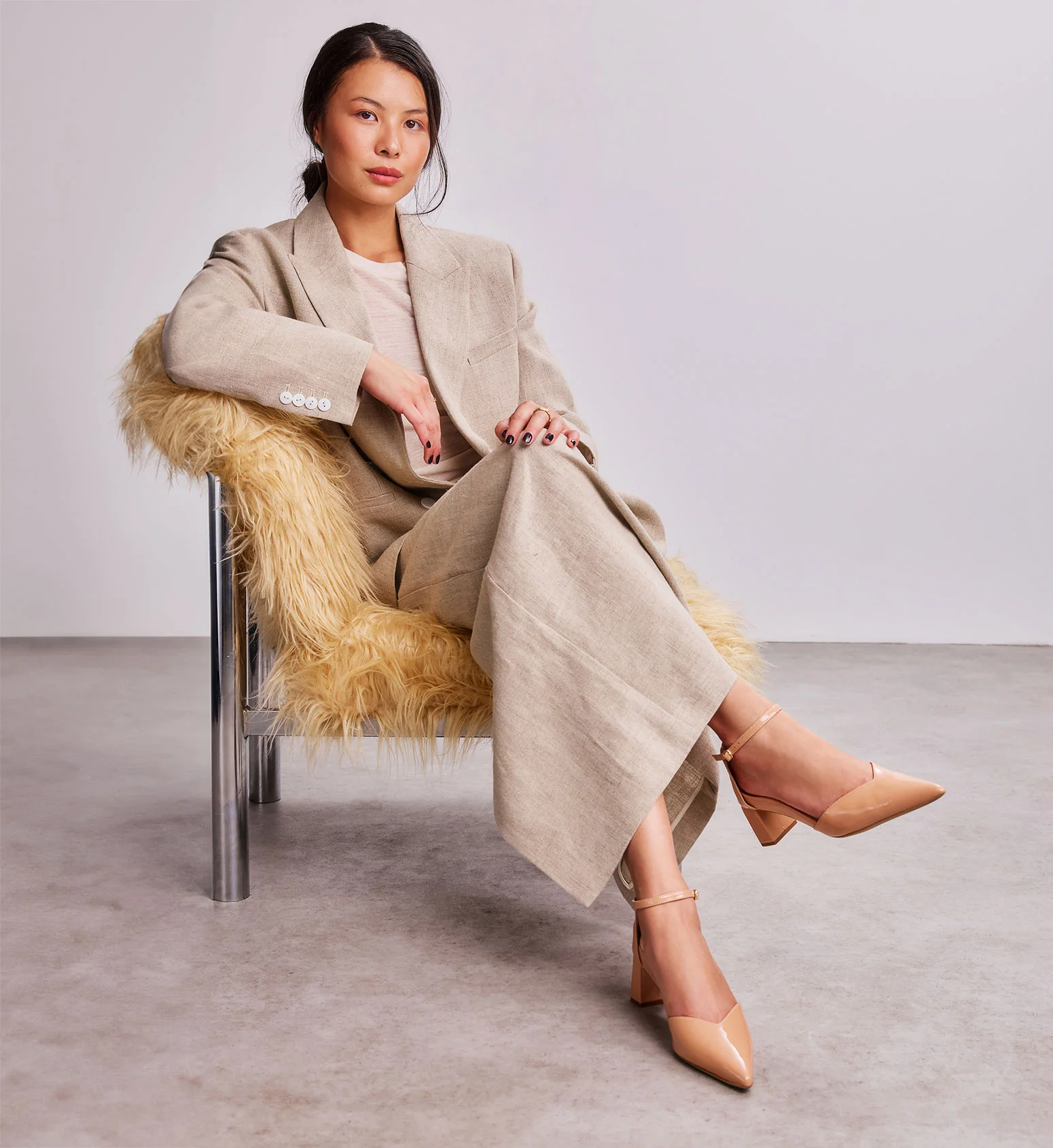 Buteo Blush Patent Leather Low Heels