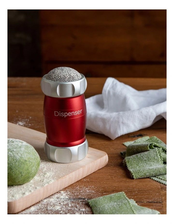Dispenser Shaker in Red