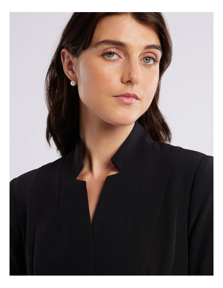 Gia Blazer in Black
