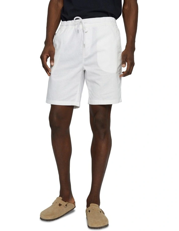 Barton Short in Broken White
