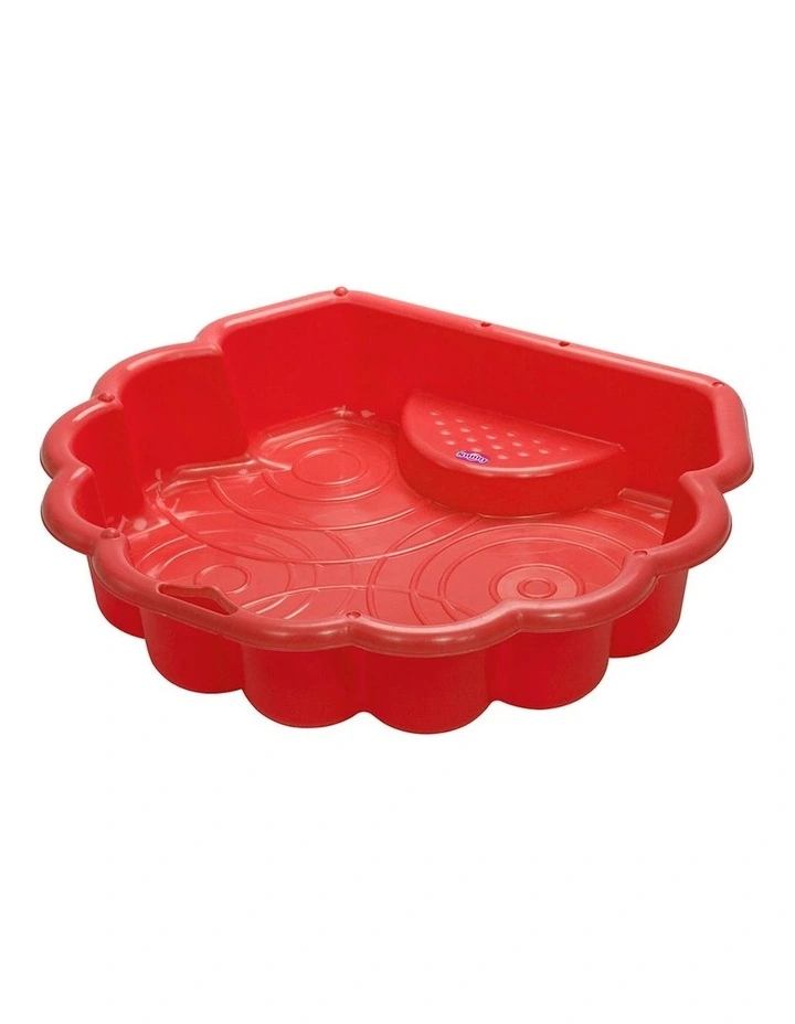 Shell Time 85x54cm in Fire Engine Red