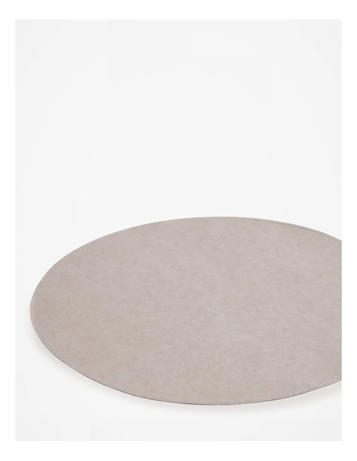 Osten Large Placemat in Pale Grey