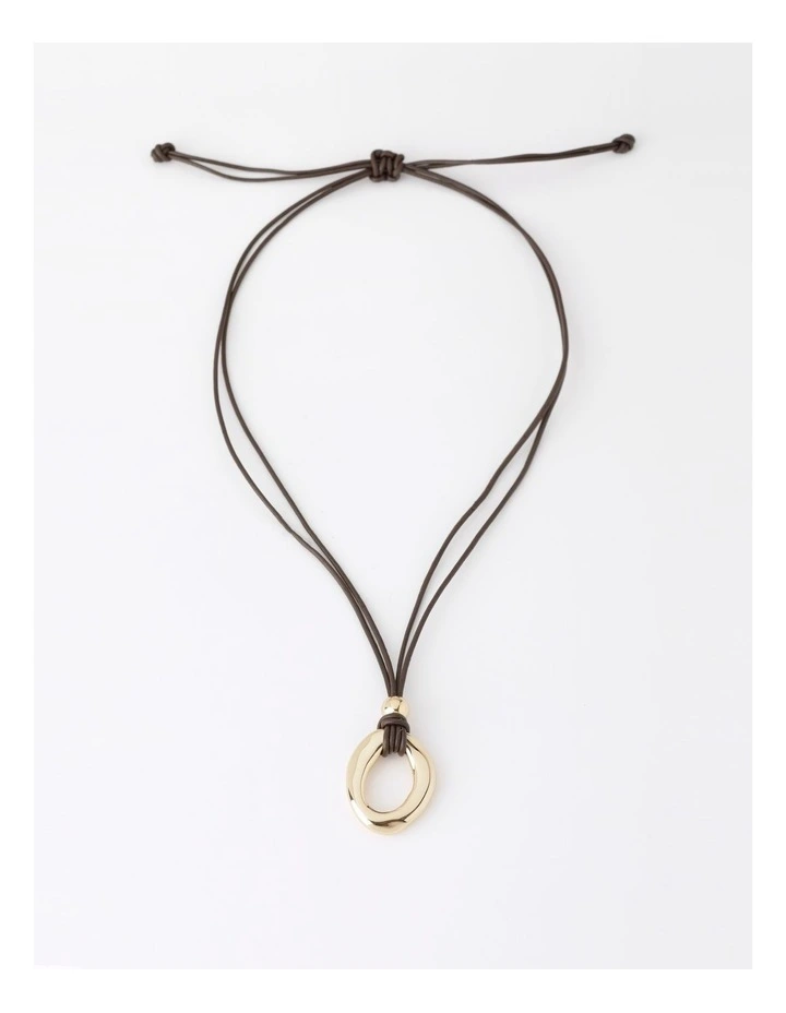 Statement Pendant Necklace in Gold