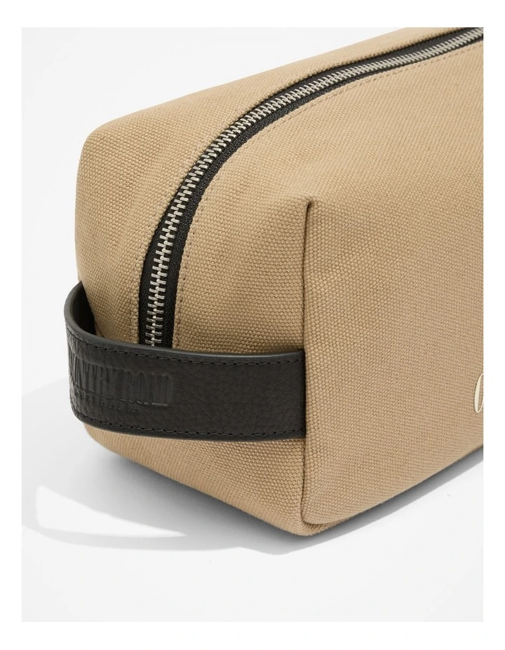 Organically Grown Cotton Heritage Wash Bag in Dark Stone