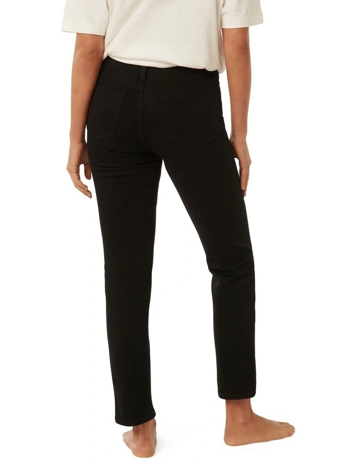 Straight Leg Cropped Jeans in Black