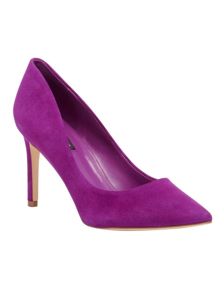 Ezra Pump in Purple
