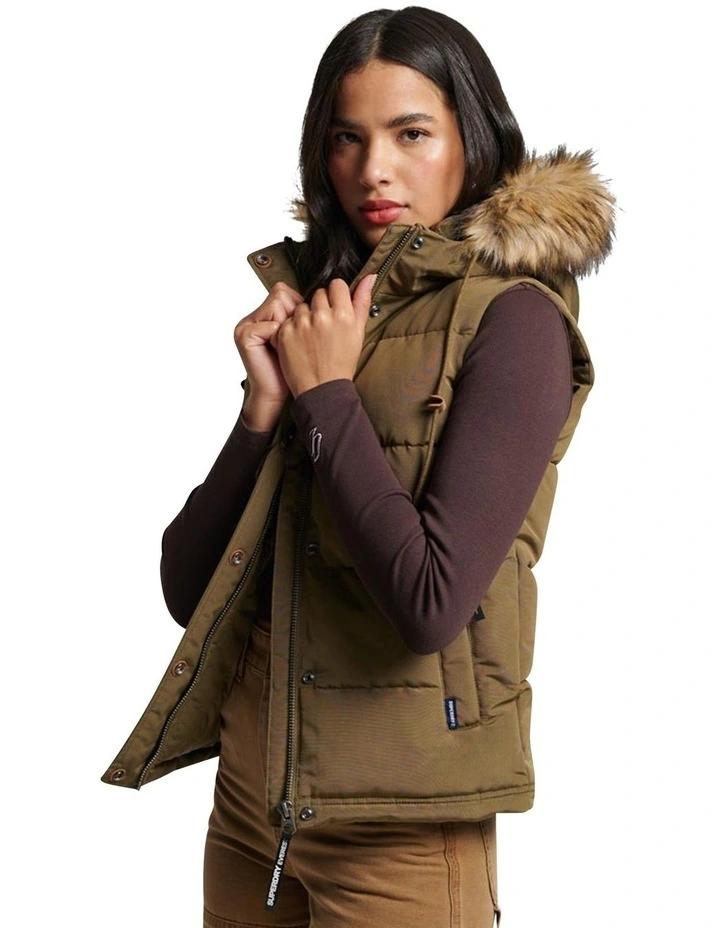 Everest Faux Fur Puffer Gilet in Military Olive