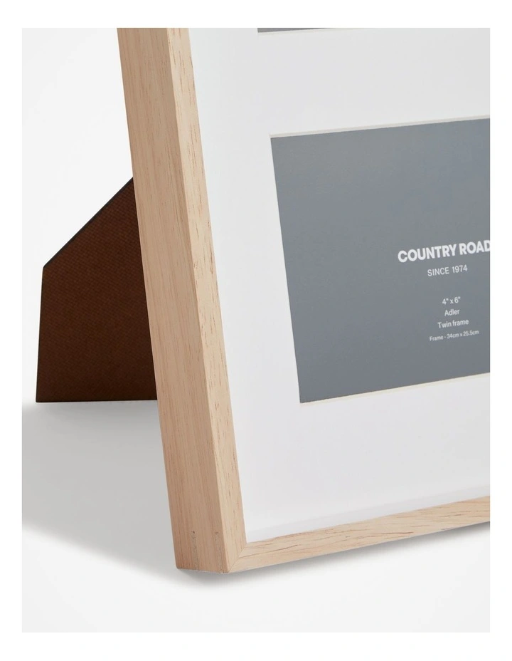 Adler 2 Window Frame in Natural