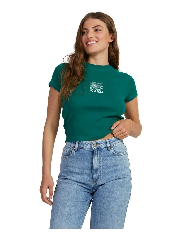 Summertime Glow Boyfriend T-shirt in Aventurine