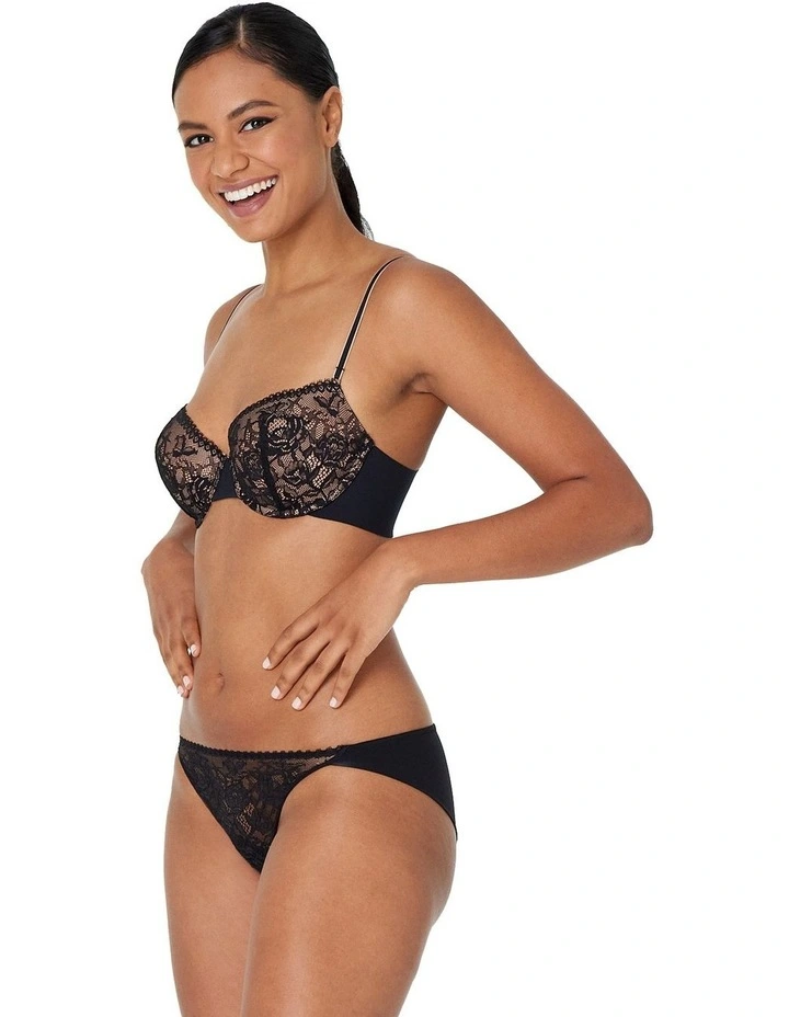 Naturally Me Contour Bra in Black