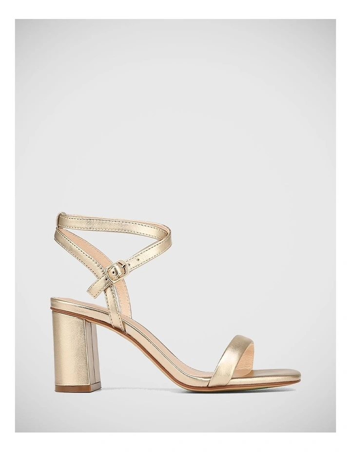 Carelinah Leather Sandal in Champagne