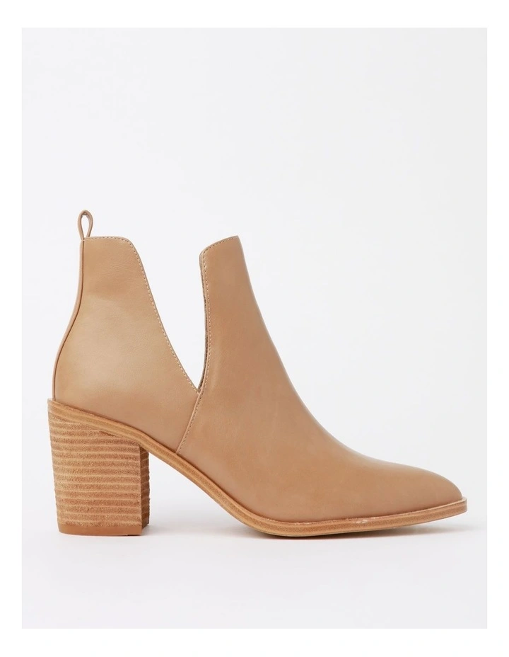Willa Boot In Nougat
