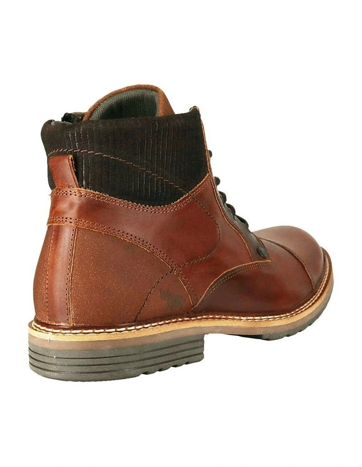 Nordic Lace Up Boots in Tan
