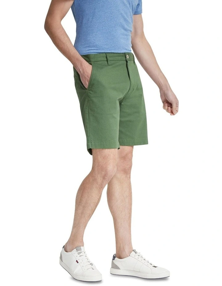 Henry Organic Cotton Chino Shorts in Bramble Green
