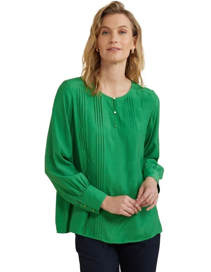 Tuck Front Top in Green