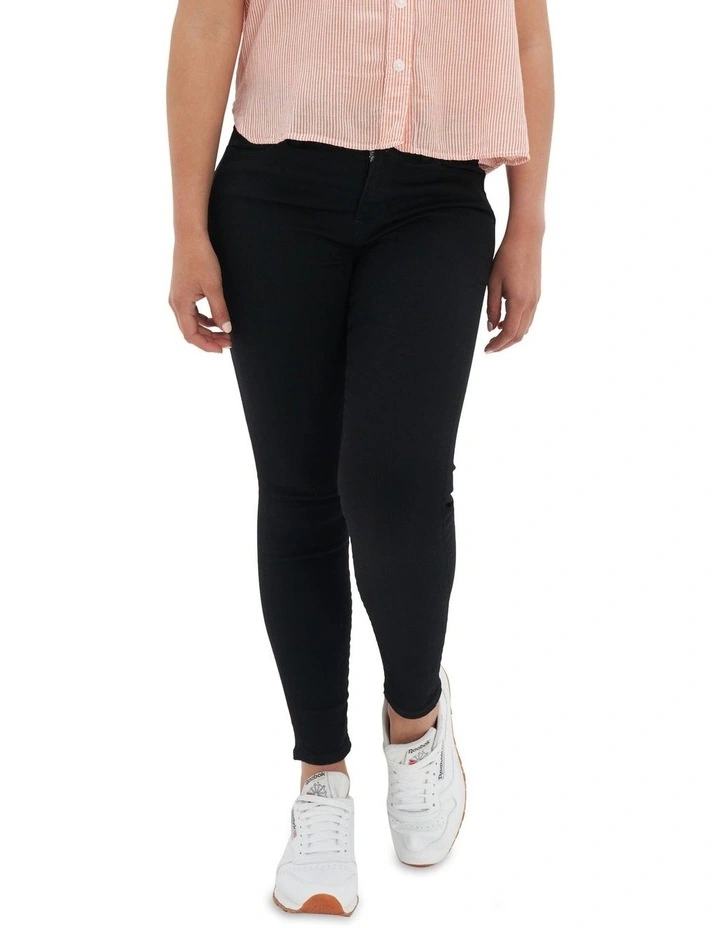 Next Level High-Waisted Jegging Crop in Black