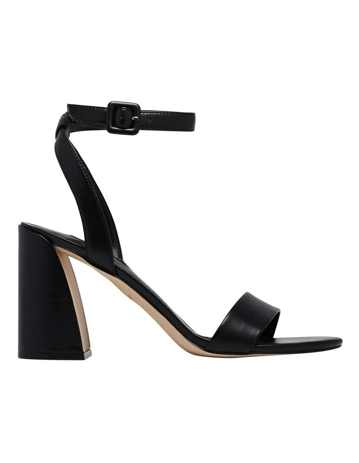 Realy Heeled Sandal in Black