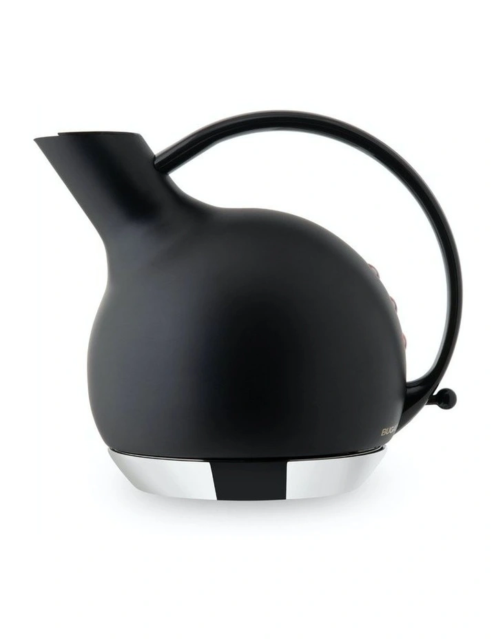 Giulietta Kettle in Matt Black