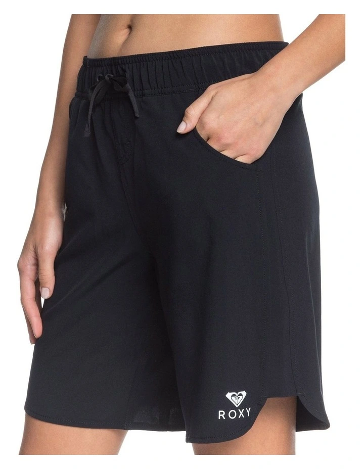 Women's Wave 9" Boardshorts in Charcoal