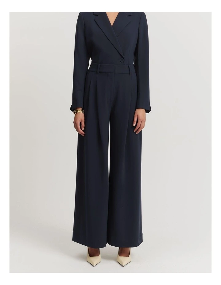 Soft Pleat Pant in Navy