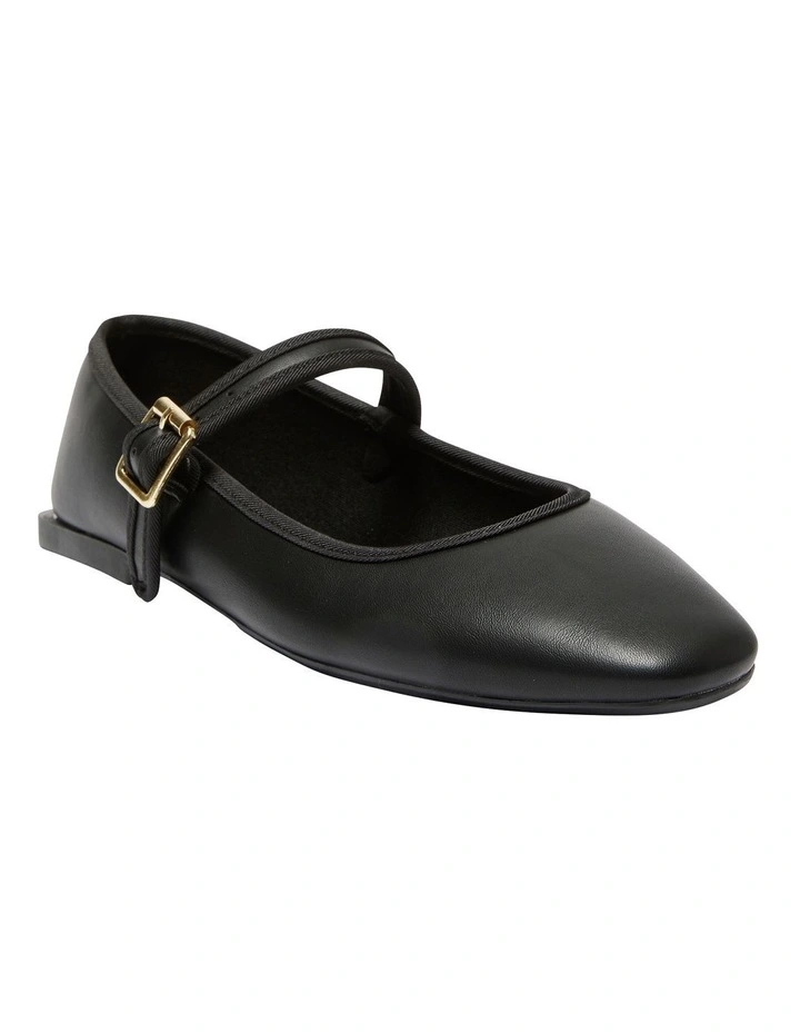Romy Ballet Flats in Black