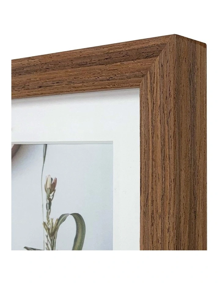 Timber Photo Frame A2/A3 in Chestnut