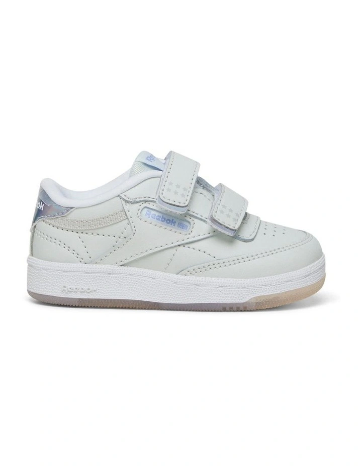 Club C 2V 2.0 Sneakers in Grey