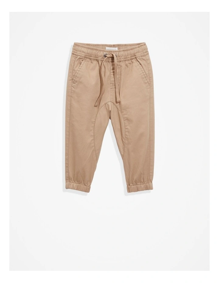 Woven Pant in Sandstone