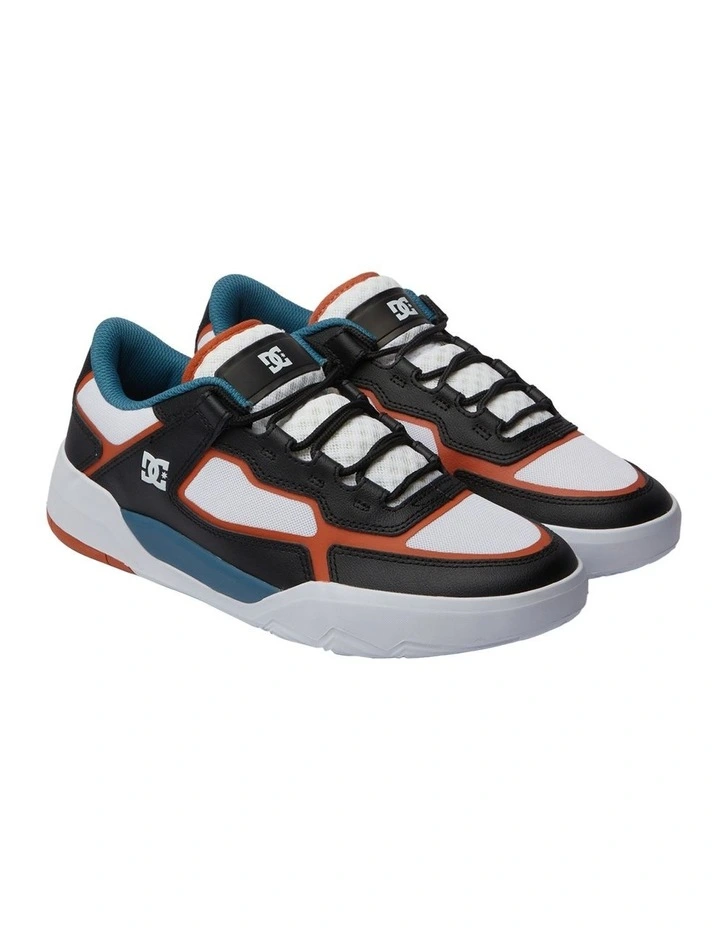 Metric Shoes in Black/White/Blue
