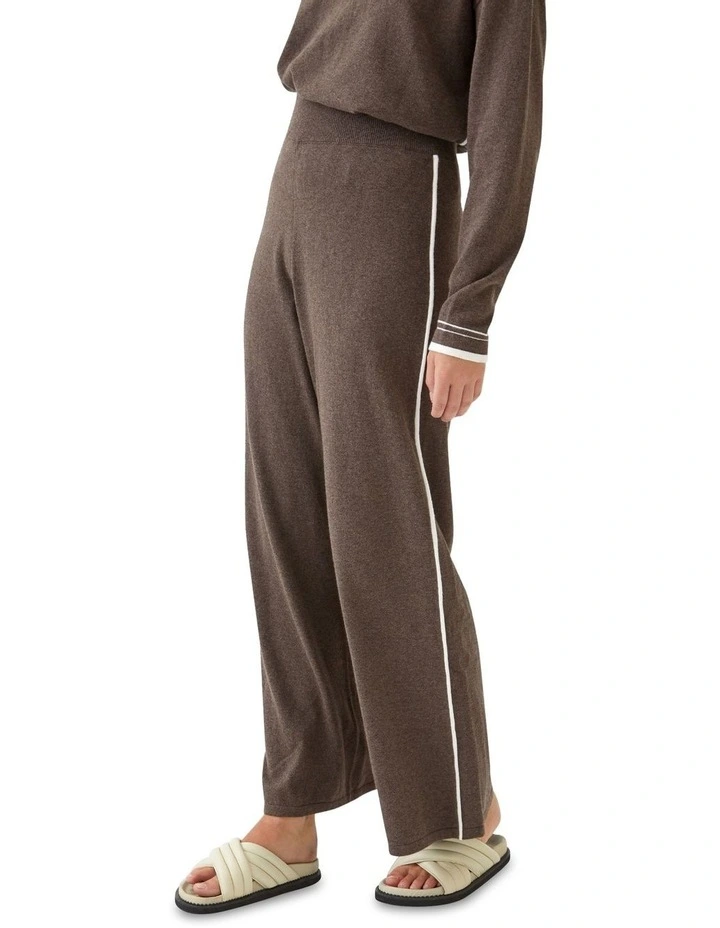 Carla Knitted Pants With Piping in Cocoa