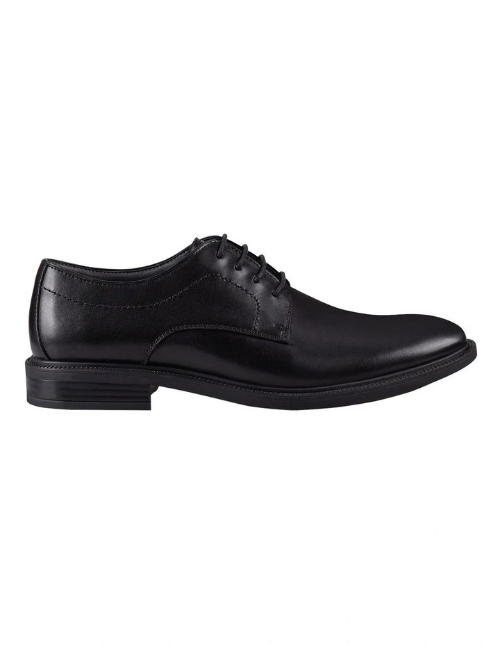 Wait Lace Up Shoes in Black