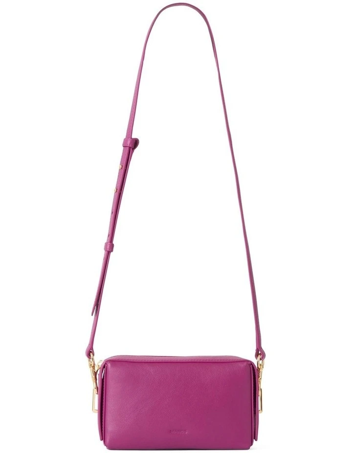 Pia Leather Crossbody Bag in Magenta