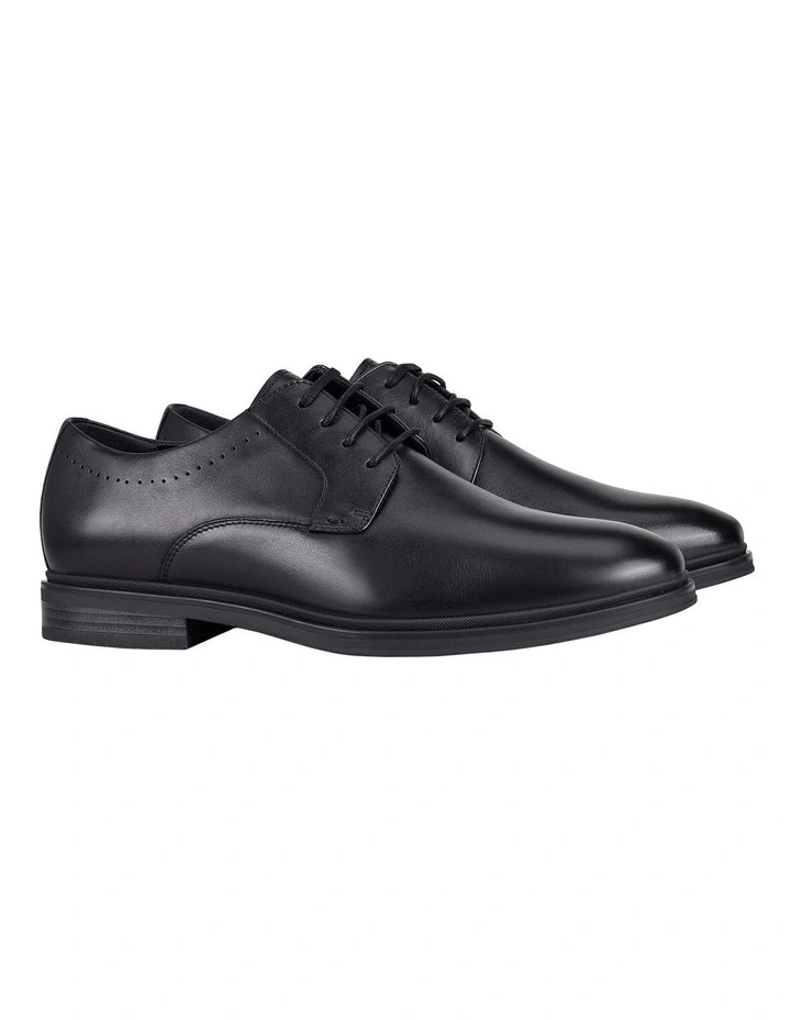 Idylic Lace Up Shoe in Black