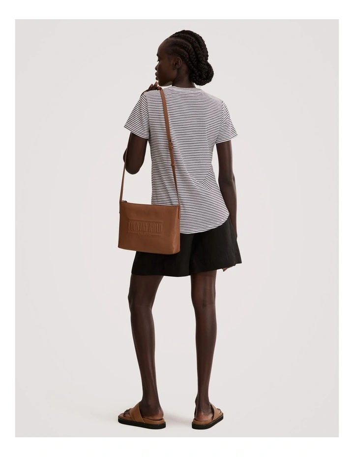 Heritage Leather Crossbody Bag in Tan