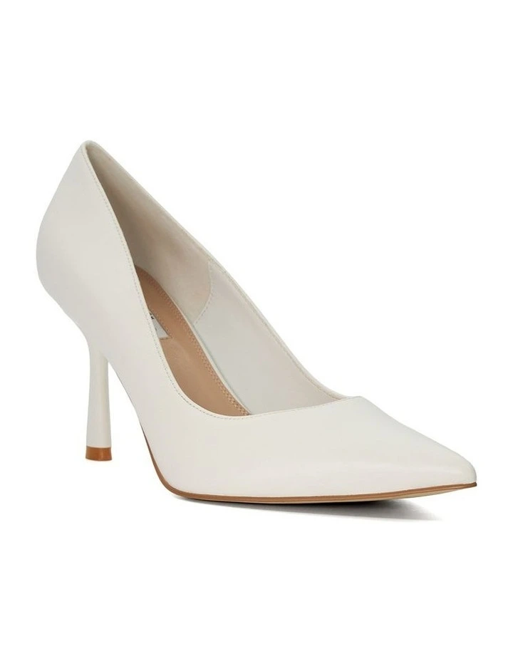 Autograph Pump in White