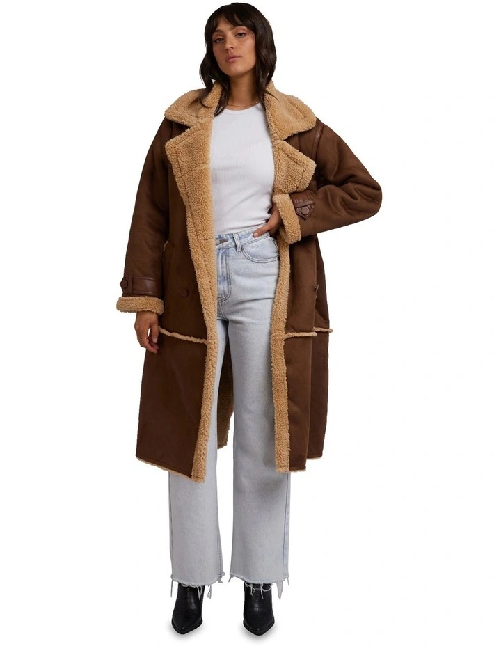 Mia Sherpa Coat in Brown