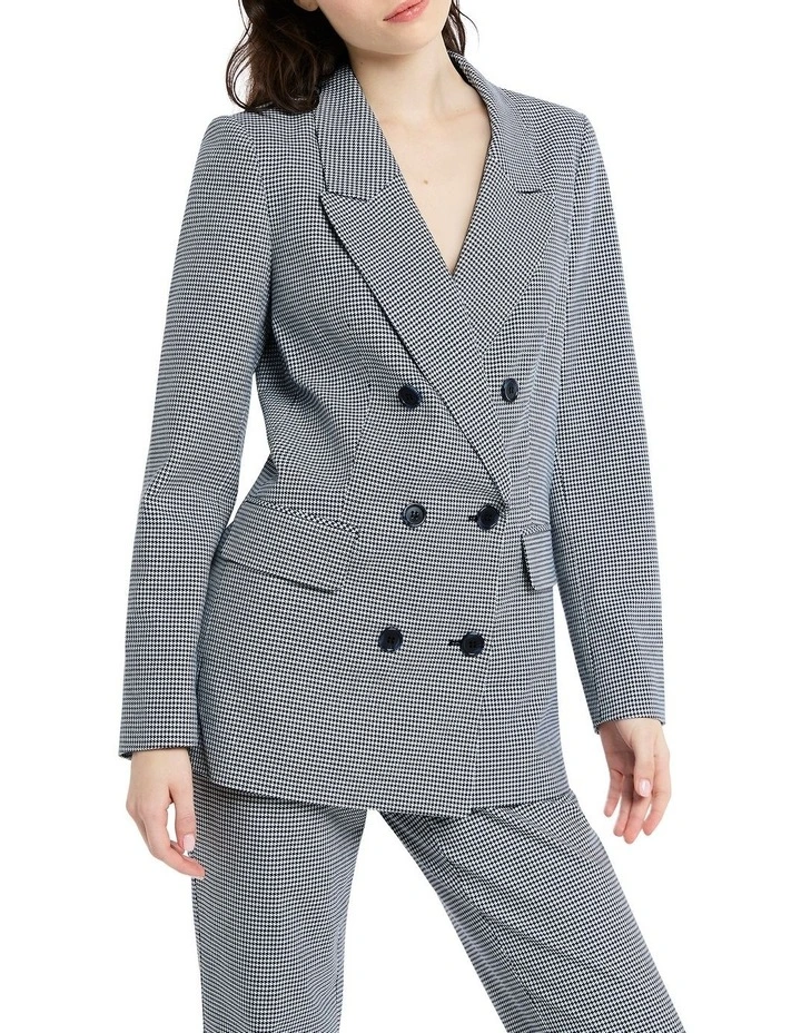 Adele Longer Line Blazer in Navy