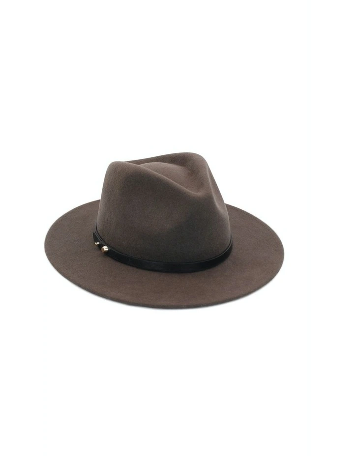 Oslo Fedora in Truffle
