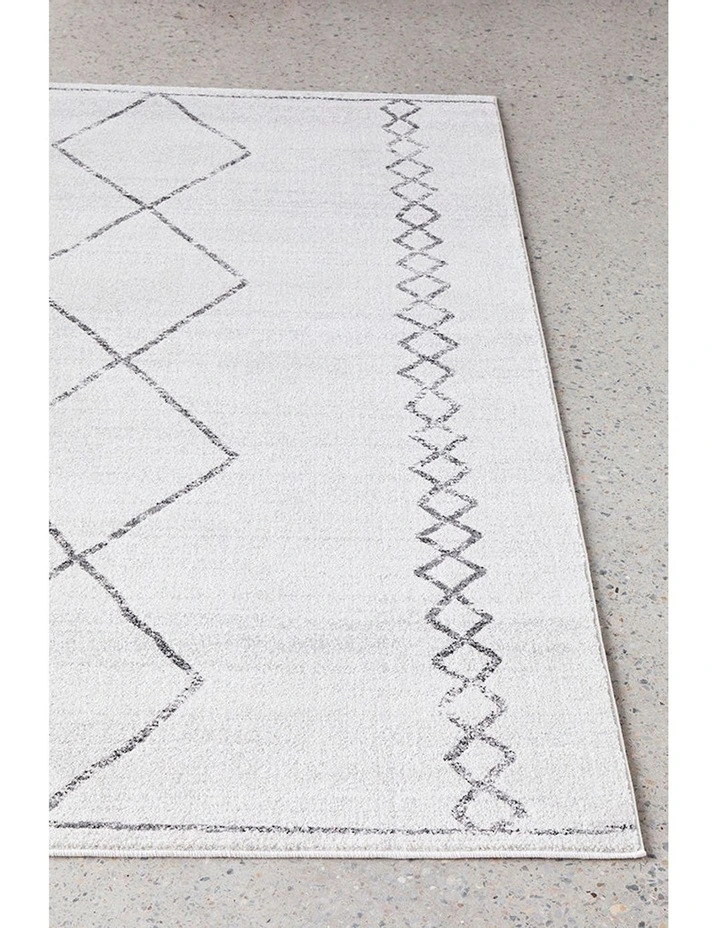 Paradise Kylie Rug in White