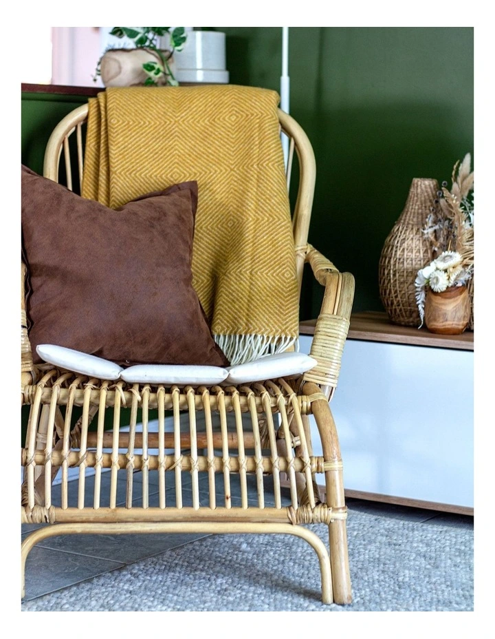 Hampton Throw Blanket in Mustard