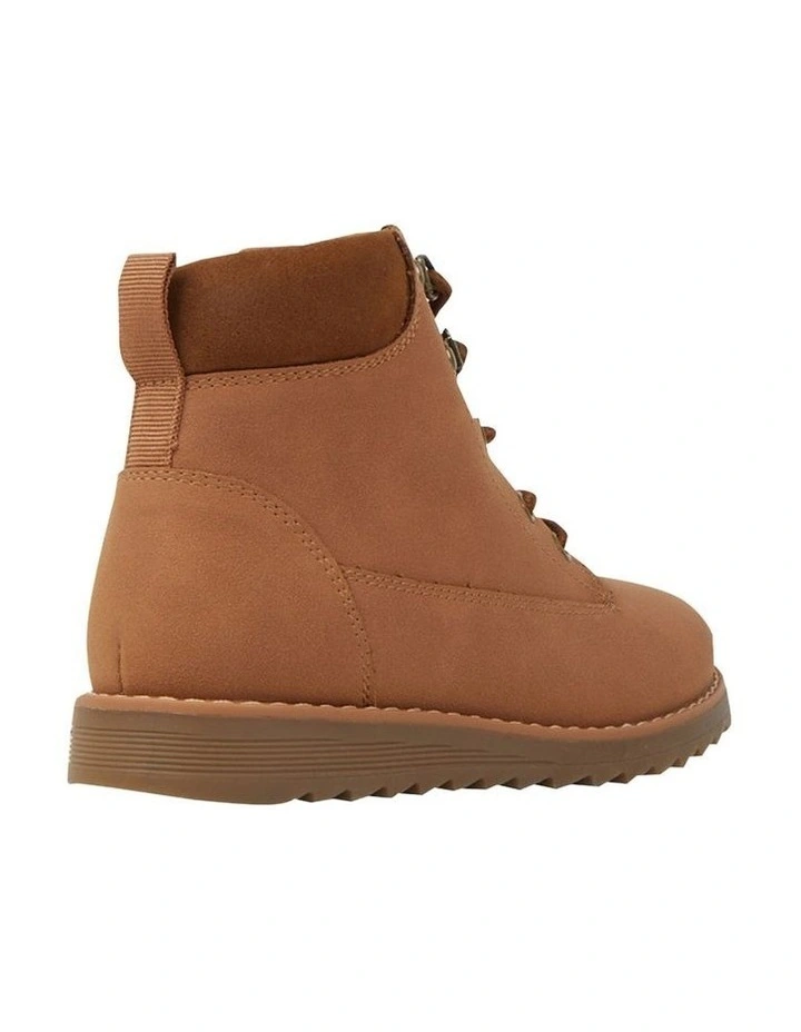 Jude Boots in Natural