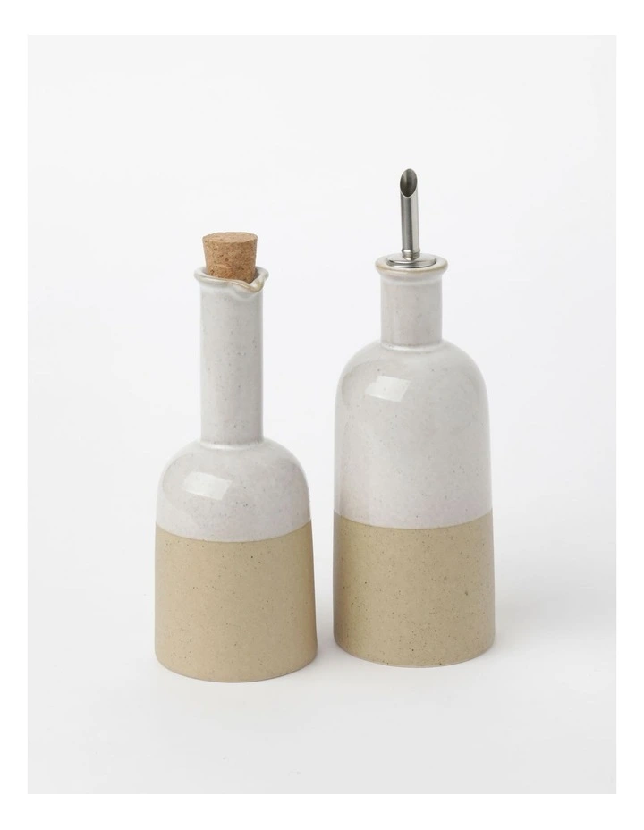 Esperance Wiped Edge Oil & Vinegar Bottle 17x9x26cm in White/Sand