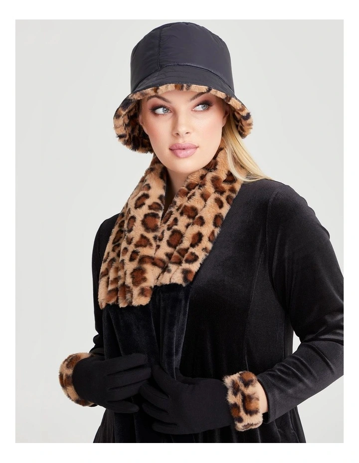 Animal & Faux Fur Trim Scarf in Animal Print