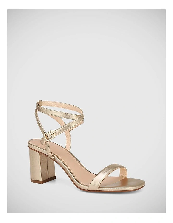 Carelinah Leather Sandal in Champagne