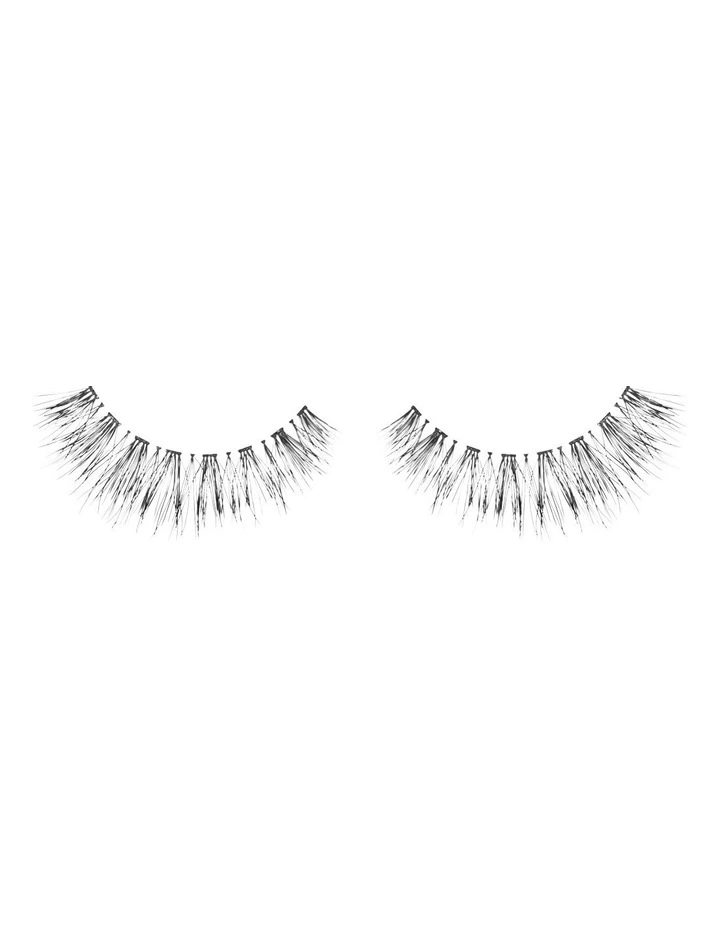 Look Real Faux Natural Lashes