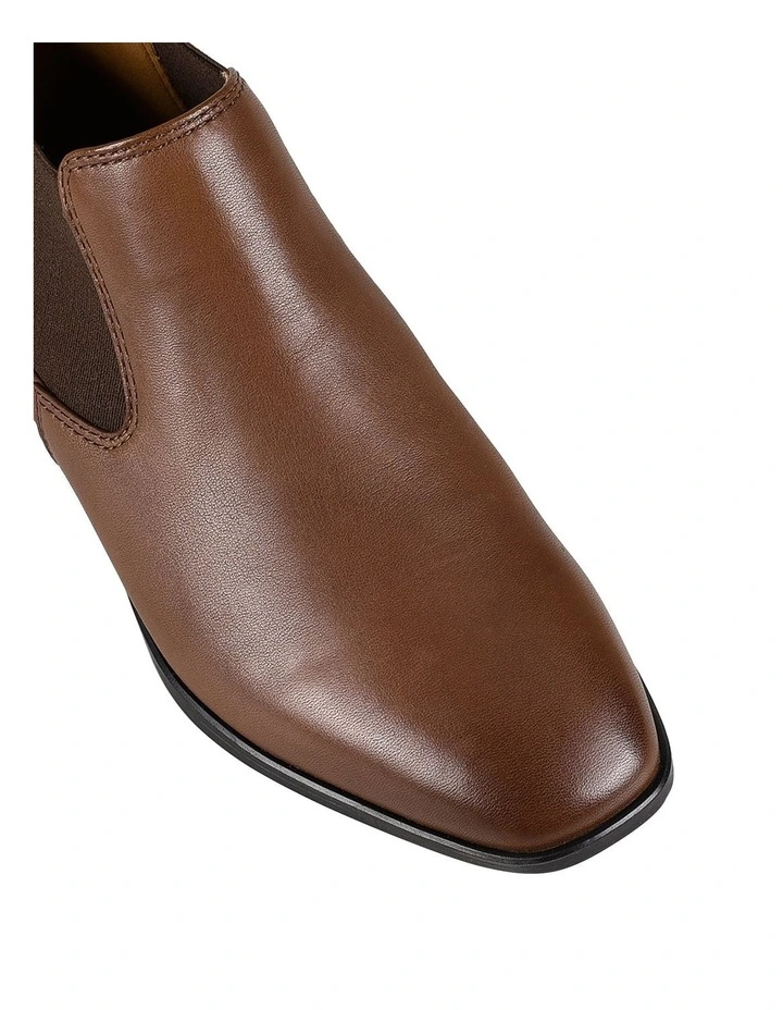 Zeda Boot in Cappuccino