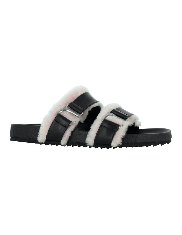 Dalley Flat Sandals in Black